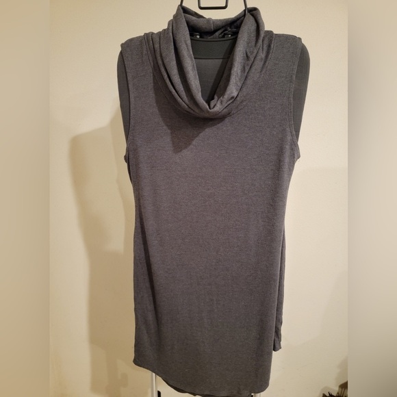 Spirit of Grace Women XL Gray Cowl
Neck Hi-Low Sleeveless Pullover Dress - Picture 1 of 3